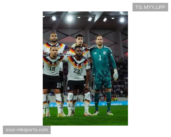 德甲新赛季阵容焕新升级 豪门调整频繁年轻球员表现抢眼